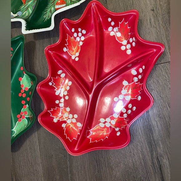 Vintage Christmas Plastic Divided Serving Cookie Dish Holly Tree - Picture 2 of 10